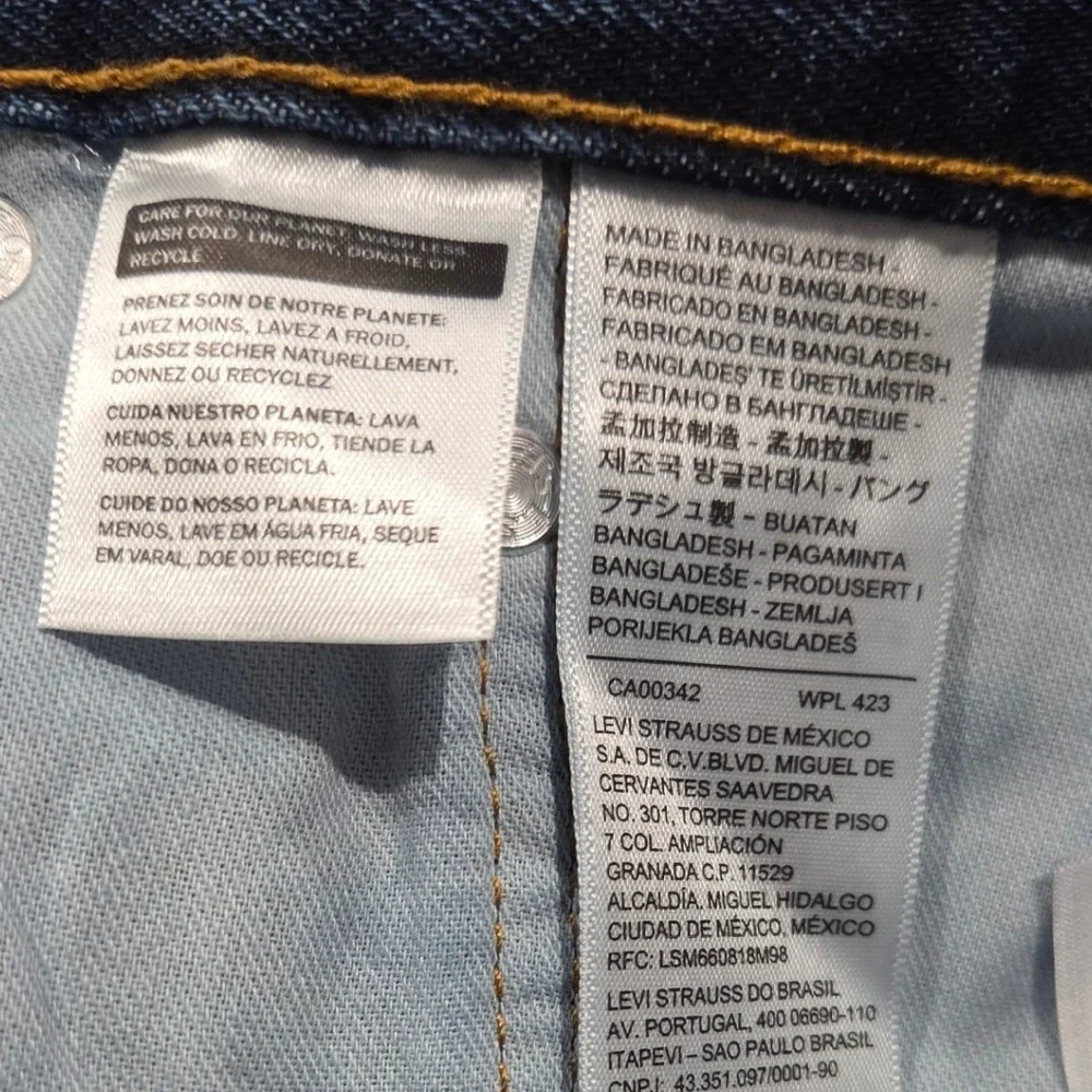 Levis 505 Regular Fit Jeans Mens 32x34 Blue Straight Leg Medium Wash Denim NEW